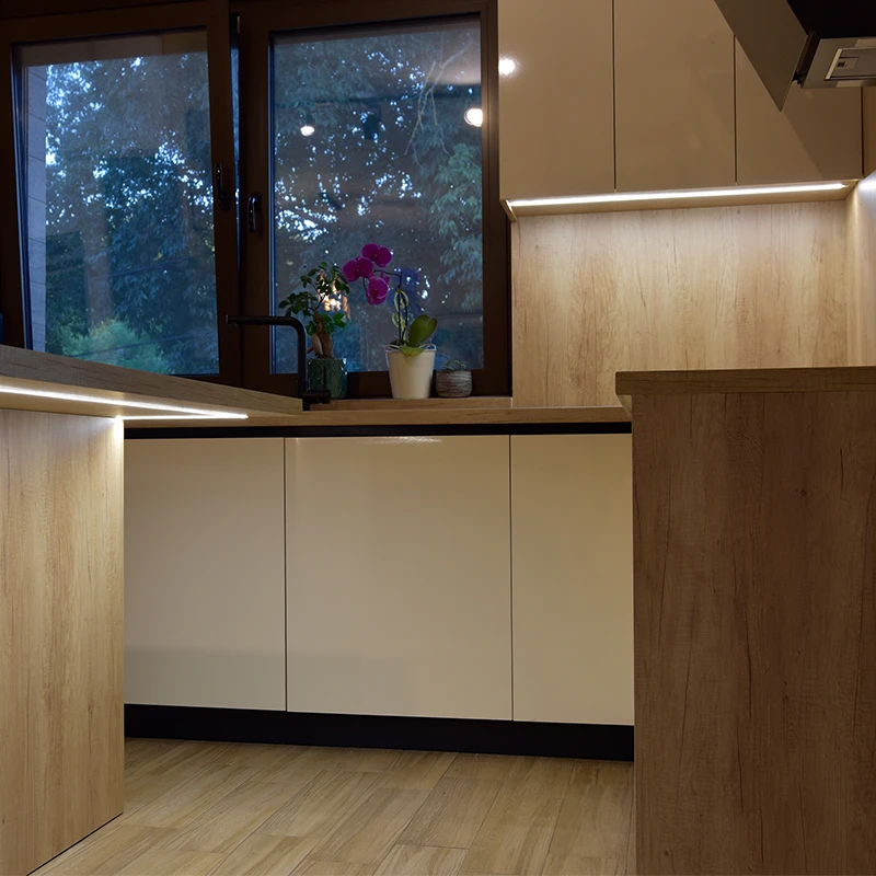 moderna kuhinja po meri enterijer84