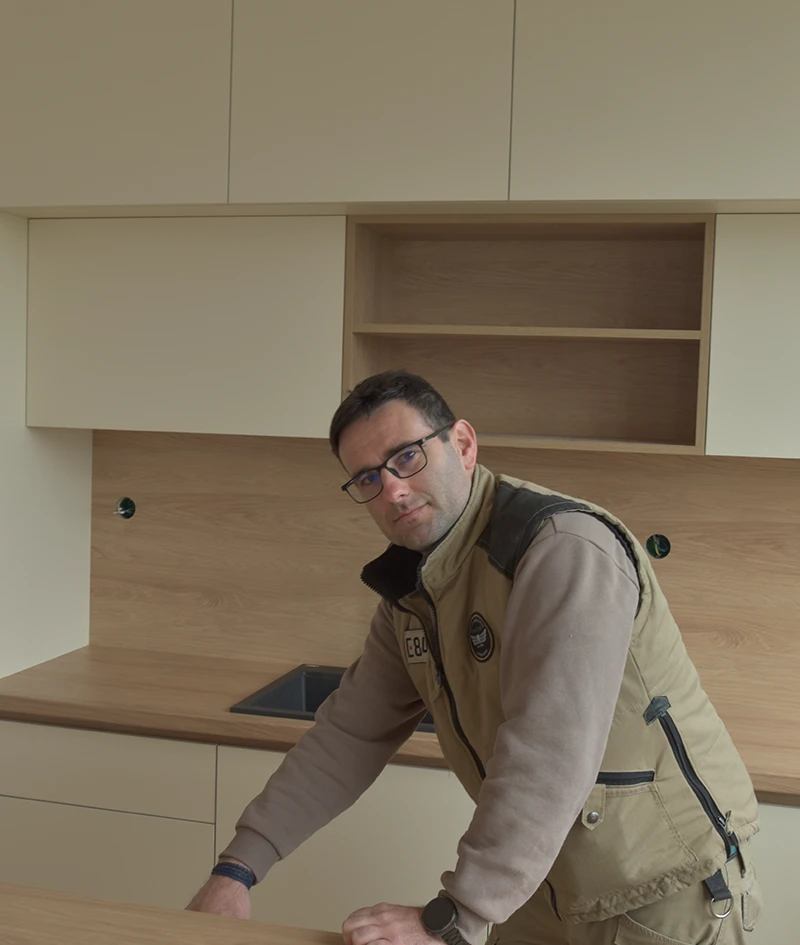 kontakt enterijer84 vlada